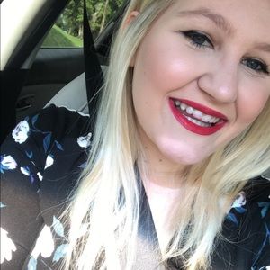 Meet your Posher, Katie